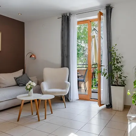 Apartment Four Seasons *