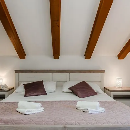 Four Seasons Apartment Zadar