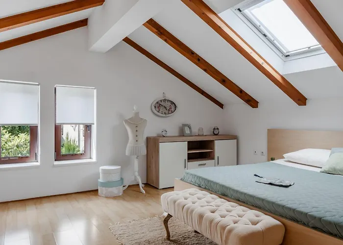 Four Seasons דירה *