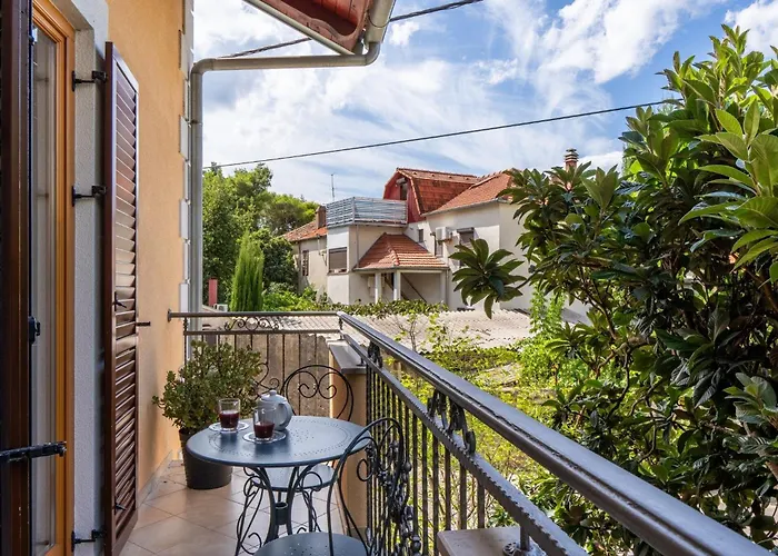 דירה Four Seasons זאדאר